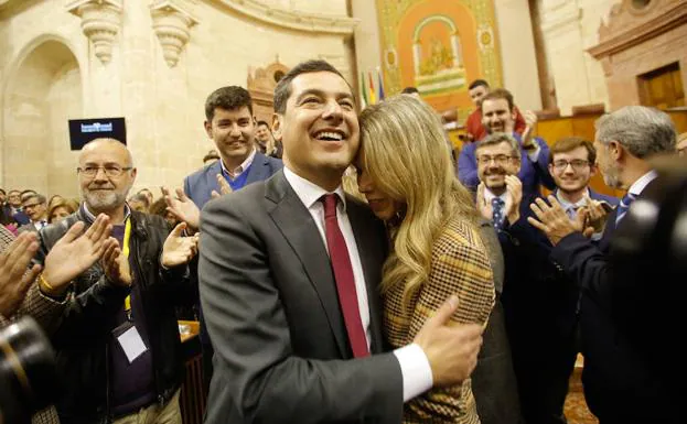 Juanma Moreno, elegido presidente con los votos del PP, Ciudadanos y